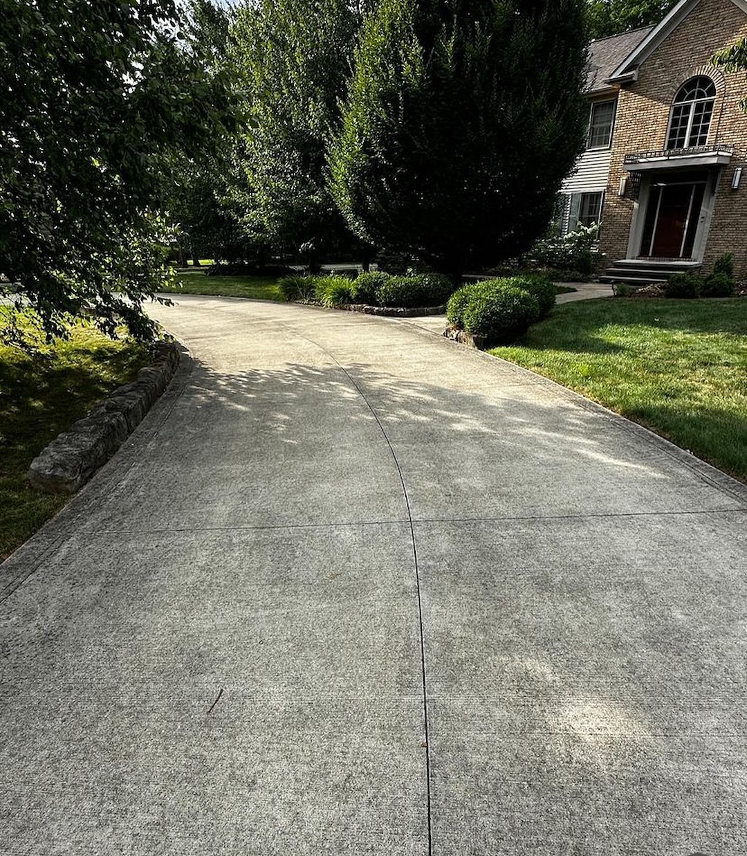 Premium Driveway Washing and Sealing Done in Wadsworth, Ohio